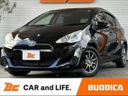2015 TOYOTA AQUA