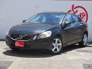 2013 VOLVO S60