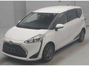 2022 TOYOTA SIENTA