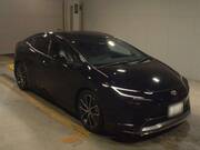 2025 TOYOTA PRIUS