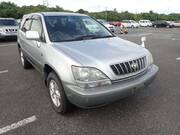 2001 TOYOTA HARRIER
