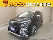 2019 TOYOTA VOXY