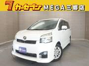 2012 TOYOTA VOXY