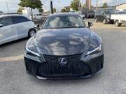2021 LEXUS IS