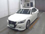2014 TOYOTA CROWN HYBRID