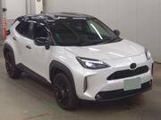 2025 TOYOTA YARIS CROSS