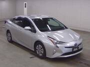 2018 TOYOTA PRIUS