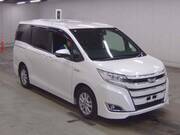 2019 TOYOTA NOAH