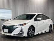 2019 TOYOTA PRIUS PHV