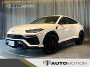 2022 LAMBORGHINI URUS (Left Hand Drive)