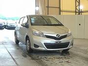 2013 TOYOTA VITZ