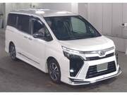 2020 TOYOTA VOXY