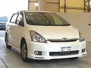 2004 TOYOTA WISH
