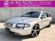 2002 VOLVO V70 2.4