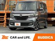 2018 HONDA N-BOX