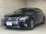 2013 LEXUS LS