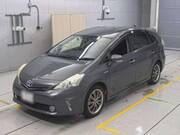 2013 TOYOTA PRIUS ALPHA