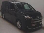 2022 TOYOTA NOAH