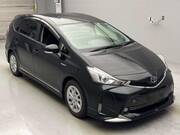 2016 TOYOTA PRIUS ALPHA G