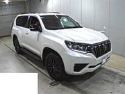 2022 TOYOTA LAND CRUISER PRADO