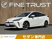 2019 TOYOTA PRIUS