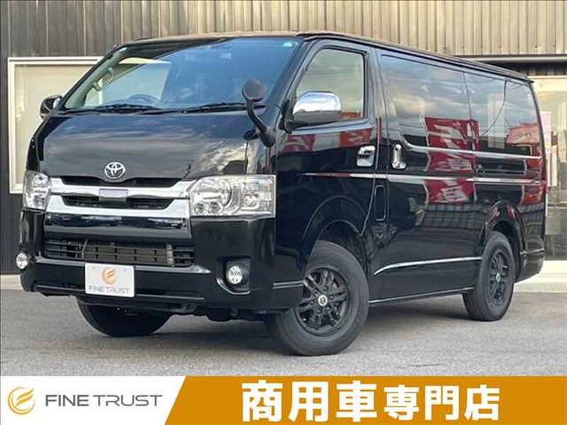-HIACE VAN