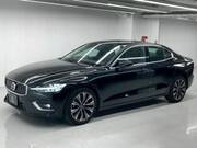 2023 VOLVO S60