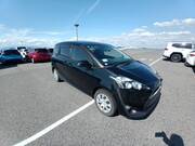 2015 TOYOTA SIENTA G