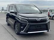 2018 TOYOTA VOXY