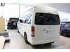 TOYOTA HIACE COMMUTER