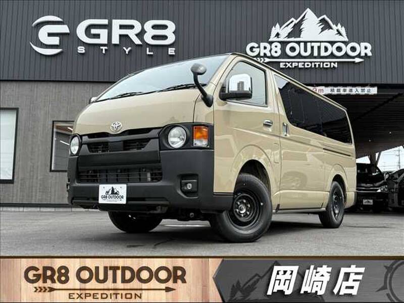 -HIACE VAN