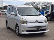 2007 TOYOTA VOXY ZS