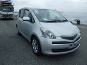 2010 TOYOTA RACTIS