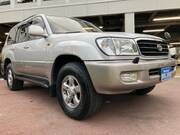 2001 TOYOTA LAND CRUISER