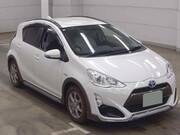 2015 TOYOTA AQUA