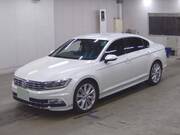 2017 VOLKSWAGEN PASSAT