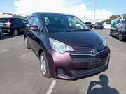 2012 TOYOTA RACTIS X