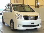 2011 TOYOTA NOAH X SMART EDITION