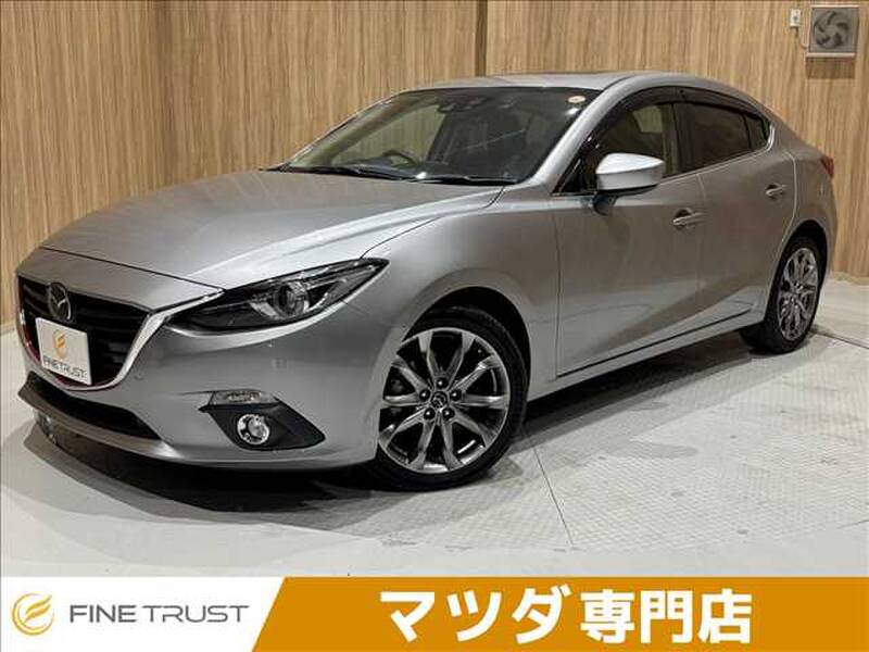 -AXELA (MAZDA3)