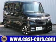 2017 HONDA N-BOX CUSTOM