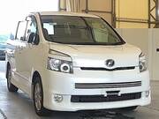 2007 TOYOTA VOXY ZS