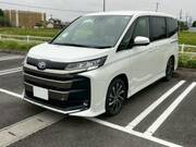 2025 TOYOTA NOAH