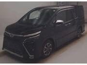 2018 TOYOTA VOXY