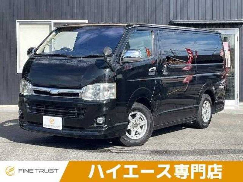 -HIACE VAN