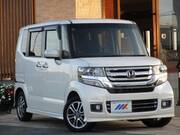 2017 HONDA N-BOX CUSTOM