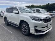 2023 TOYOTA LAND CRUISER PRADO