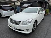 2012 TOYOTA CROWN ROYAL SALOON