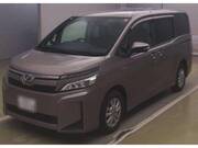 2019 TOYOTA VOXY