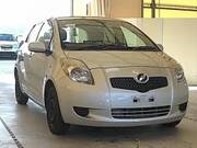2007 TOYOTA VITZ F