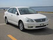 2004 TOYOTA PREMIO